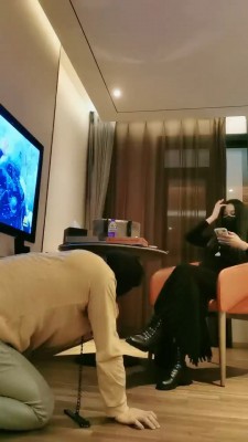 【网盘】【猫神大人】黑短靴御姐蹂躏 bf22837