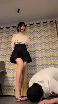 【网盘】【宝爷】高跟鞋全体重踩踏 bf22989