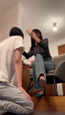 【网盘】【宝爷】御姐高跟辱奶狗 bf23209