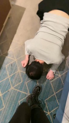 【网盘】【奈奈生】绿帽贱货跪求圣水+口水 bf23223