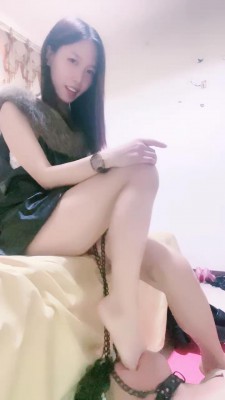 【网盘】【心竹】早调口水耳光舔脚奴 bf23258