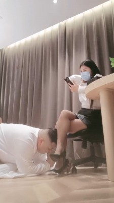 【网盘】【嗯哼S】白领高跟黑丝重度耳光抽 bf23414