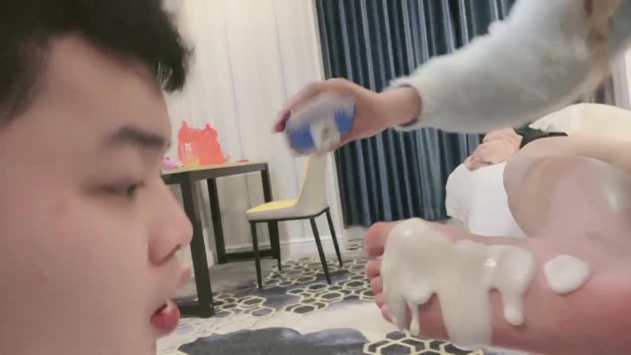 【网盘】【酸汤肥兔】高跟黑丝玩弄犯贱奴隶 bf23610