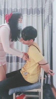 【网盘】【桃子老师】捆绑哥哥袜子塞嘴虐/胯下辱 bf22605