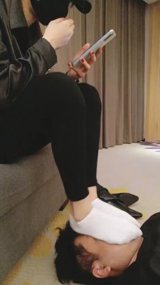 【网盘】【美娜格格】精神小妹暴力讨债 bf23958