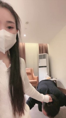 【网盘】【梵一】夜跑后原味鞋袜羞辱 bf24069