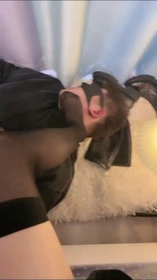 【网盘】【陈S陈】精神小妹黑丝暴虐 bf24286