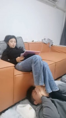 【网盘】【海绵大大】黑棉袜裸足踩脚垫 bf24502