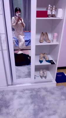 【网盘】【微笑S】私奴伺候舔脚 bf24780