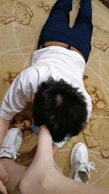 【网盘】【梵高】00后清纯小姐姐开发 bf24941