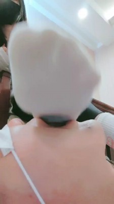 【网盘】【妮蔻】晨跑后的原味鞋袜闻个狗 bf25277