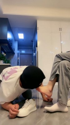 【网盘】【惜沫】强制圣水/原味白袜气味羞辱/遛狗转胯 bf25625