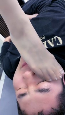 【网盘】【麋鹿银儿】高跟鞋长靴碾压/内裤套头/喂圣水口水/吃丝袜厕纸 bf25842