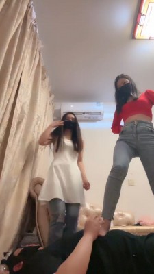 【网盘】【苏州十三姨】双S小白鞋踩踏+闻原味棉袜 bf26499