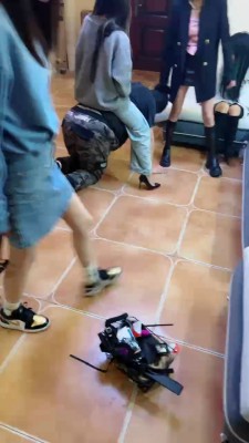 【网盘】【天津女仆店】6S素人女仆调-踢踹/全体重踩踏/转胯骑马 bf26967