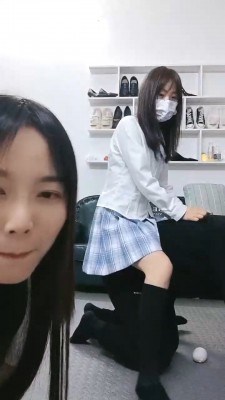 【网盘】【果儿】姐妹花玩弄在校大学生【双视角版】 bf27726