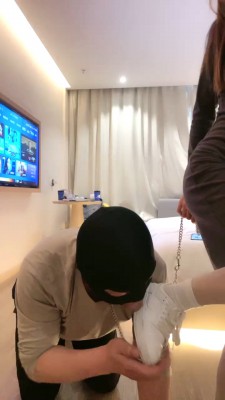 【网盘】【一宁】小白鞋白袜首调-提档/耳光/喂食圣水 bf28150