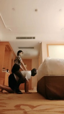 【网盘】【紫钰大人】黑丝高跟恋足调-骑马爬行 bf28824