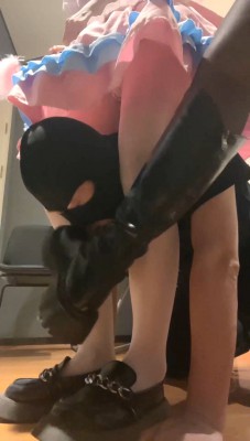 【网盘】【伊诺】双S萝莉主-掐乳/棉袜丝袜闻舔/骑狗背/漱口水/脚插嘴 bf29334