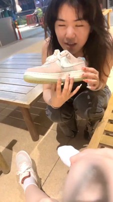 【网盘】【橘子没熟】保安和监控社死体验-耳光/暴力踢踹踩头/口水吐地舔 bf29467