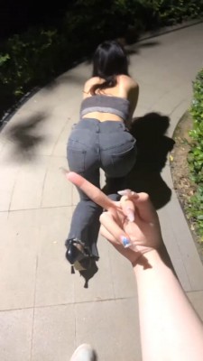 【网盘】【橘子没熟】保安和监控社死体验-耳光/暴力踢踹踩头/口水吐地舔 bf29467