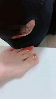 【网盘】【领主老大】皮靴高跟调肥仔-踩踏/碾舌/深喉插吐 bf30084