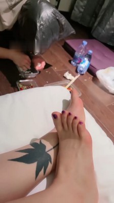 【网盘】【盖洛】圈养犬化-咀嚼物/窒息/美腿欣赏 bf30198