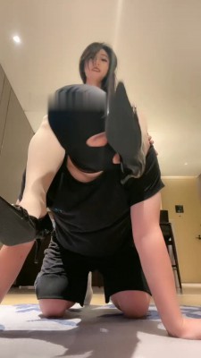 【网盘】【优甜大大】长腿车模-舔高跟/肉丝脚插嘴/浓痰/鞭打 bf30368