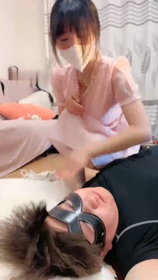 【网盘】【娇娇】小白鞋白丝踩狗/耳光/喂口水/吃袜 bf30756