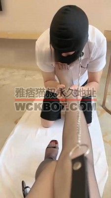 【网盘】【安主】喂口水脚踩喂食/黑丝高跟闻舔/喝圣水/踩狗头 bf30761