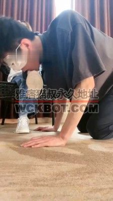 【网盘】【香芋朱朱】学生S-脚踩喂食/圣水洗礼 bf30962