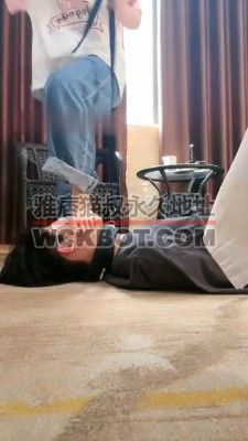 【网盘】【香芋朱朱】学生S-脚踩喂食/圣水洗礼 bf30962