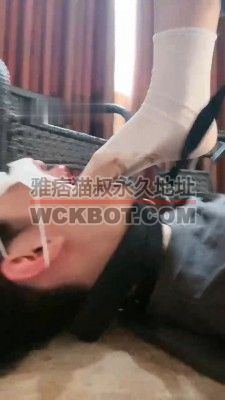 【网盘】【香芋朱朱】学生S-脚踩喂食/圣水洗礼 bf30962