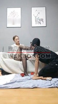 【网盘】【江婷】黑丝脚闻舔/插嘴/掐乳 bf31523