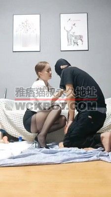 【网盘】【江婷】黑丝脚闻舔/插嘴/掐乳 bf31523