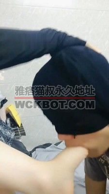 【网盘】【夜巴黎】尝试喝圣水/踩踏/闻舔原味白袜jio bf32527