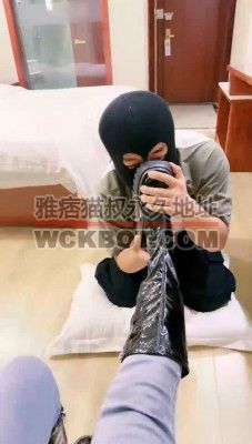 【网盘】【绝美兔女王】吃丝袜/黑长靴高跟跪舔 bf33791