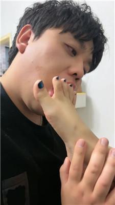 【网盘】【2024-11-04】萝卜双女暴打贱狗耳光脸都打肿了 JS241026-15