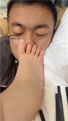 【网盘】【2024-11-04】【小猫是S】运动鞋白袜踩踏/骑马转胯/捆绑鞭打/袜子塞嘴 bf46356