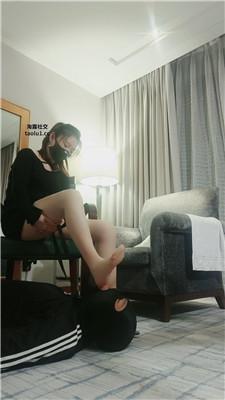 【网盘】【2024-11-28】【咩祖】双S姐妹花-高跟丝袜插嘴踩踏 bf49909