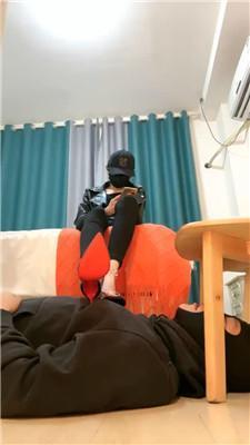 【网盘】【2024-11-04】【美娜格格】高跟全体重踩踏 JS241023-7