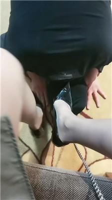 【网盘】【2024-11-04】【灵魂晴】狗链遛狗/高跟碾压狗爪踩踏喂食 JS241023-35