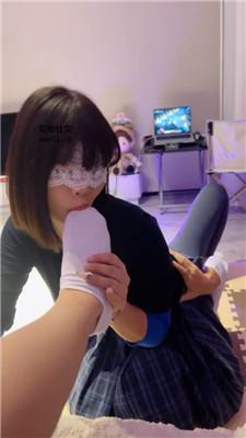 【网盘】【2024-11-04】【橙宝】双母畜-奴下奴-对白棉袜发骚犯贱 bf46169