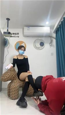 【网盘】【2024-11-04】【素人挖掘机】抽耳光/舔皮鞋及膝袜/骑马踩踏/臭脚捂脸 bf46215