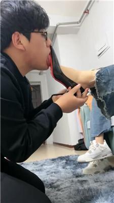 【网盘】【2024-11-04】萝卜双女暴打贱狗耳光脸都打肿了 JS241026-15