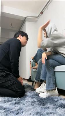 【网盘】【2024-11-04】萝卜双女暴打贱狗耳光脸都打肿了 JS241026-15