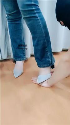 【网盘】【2024-11-04】【拽拽】耳光/高跟碾压踩/伺候沐足 JS241028-11