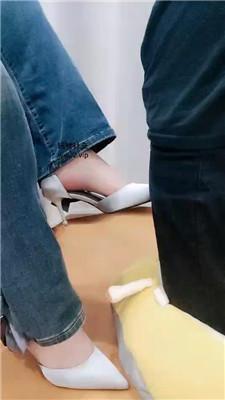 【网盘】【2024-11-04】【拽拽】耳光/高跟碾压踩/伺候沐足 JS241028-11