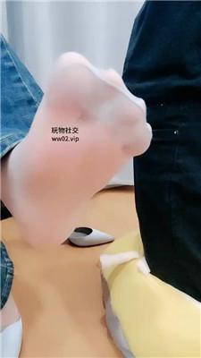 【网盘】【2024-11-04】【拽拽】耳光/高跟碾压踩/伺候沐足 JS241028-11