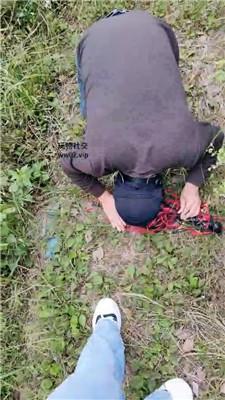 【网盘】【2024-11-04】【红颜】户外调-胯下辱舔脏鞋/白袜气味辱【完整版】JS241028-47